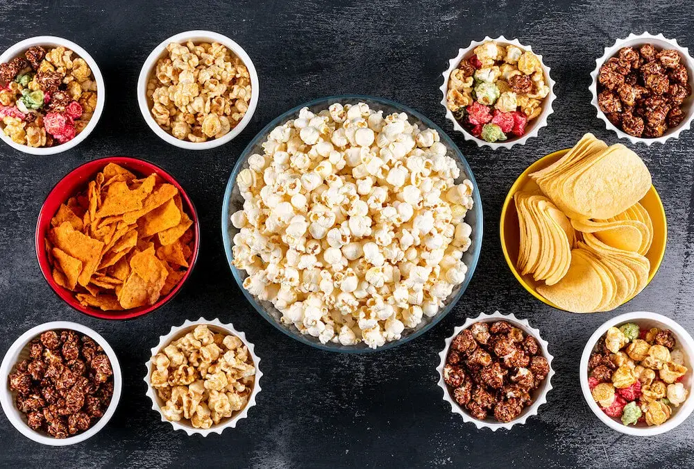 Czy popcorn jest dietetyczny? Sprawdź, czy to zdrowa przekąska na diecie